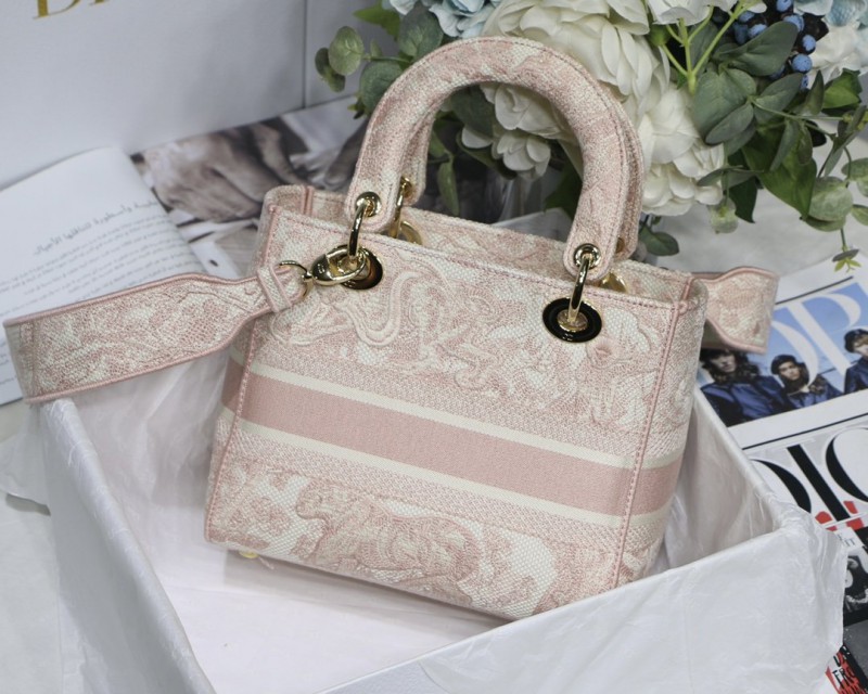 Dior 262 4
