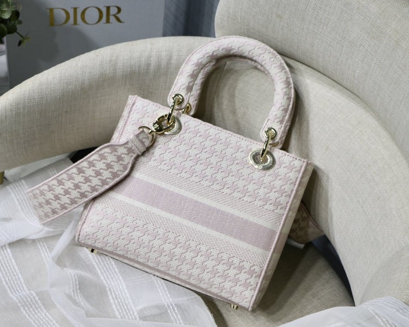 Dior 270 4