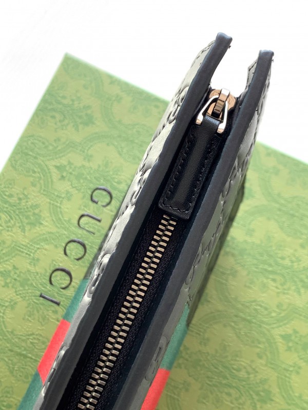 Gucci 049 4