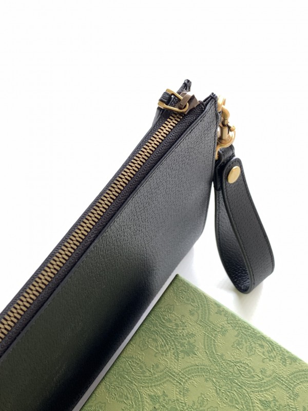 Gucci 066 4