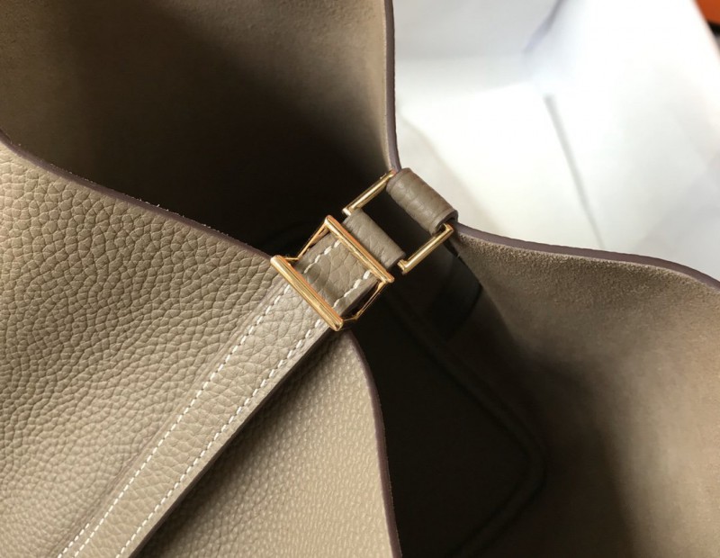 Hermes 028 4