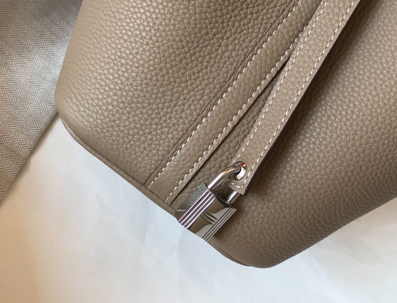 Hermes 030 4