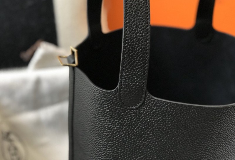 Hermes 040 4