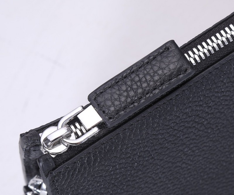 Prada 029 4