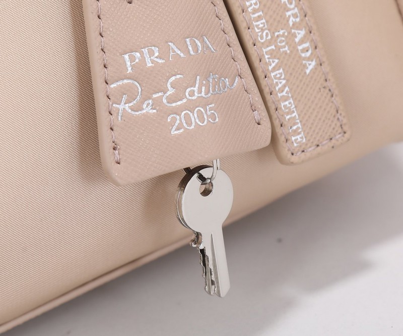Prada 034 4