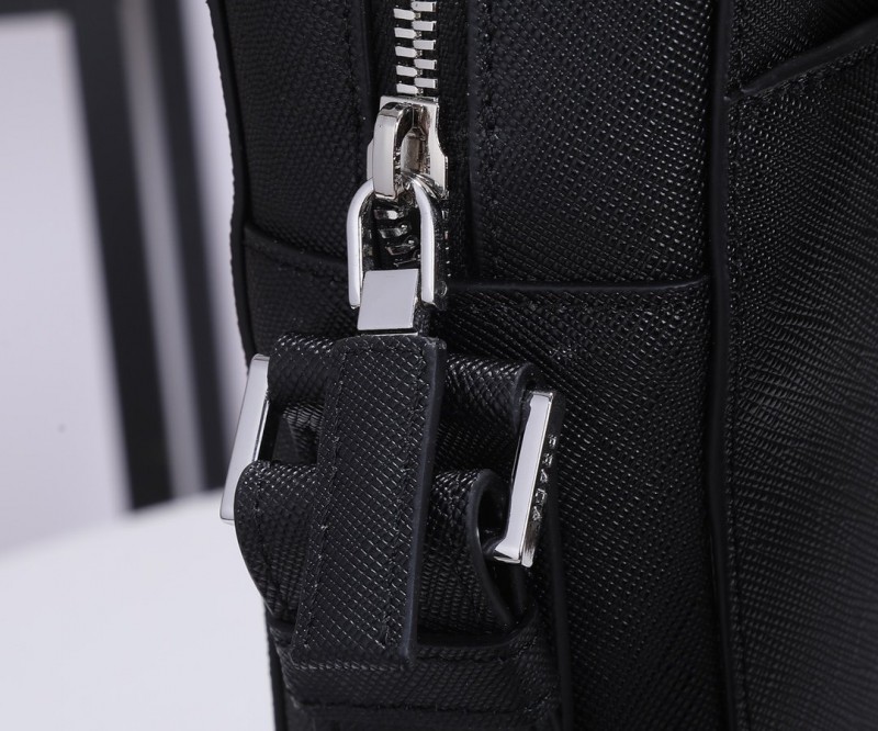 Prada 050 4