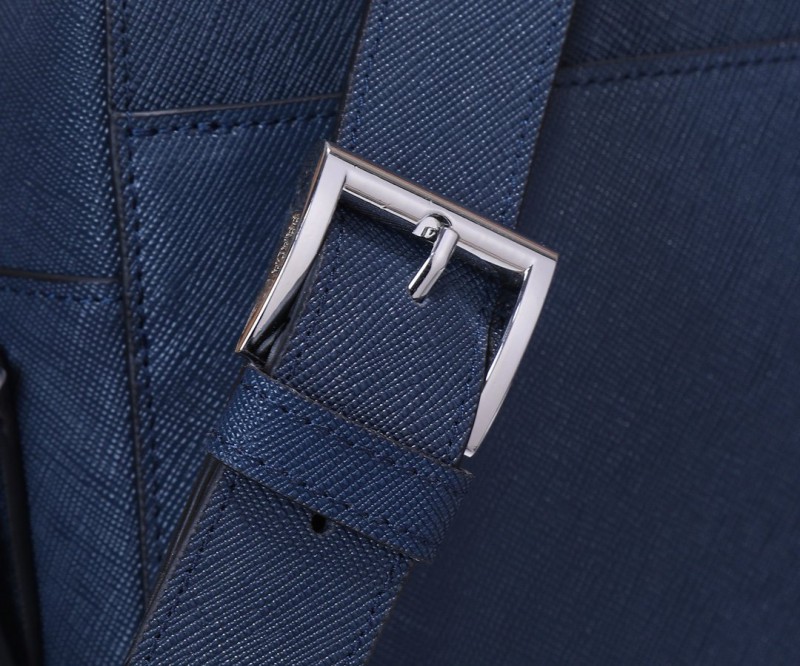 Prada 052 4