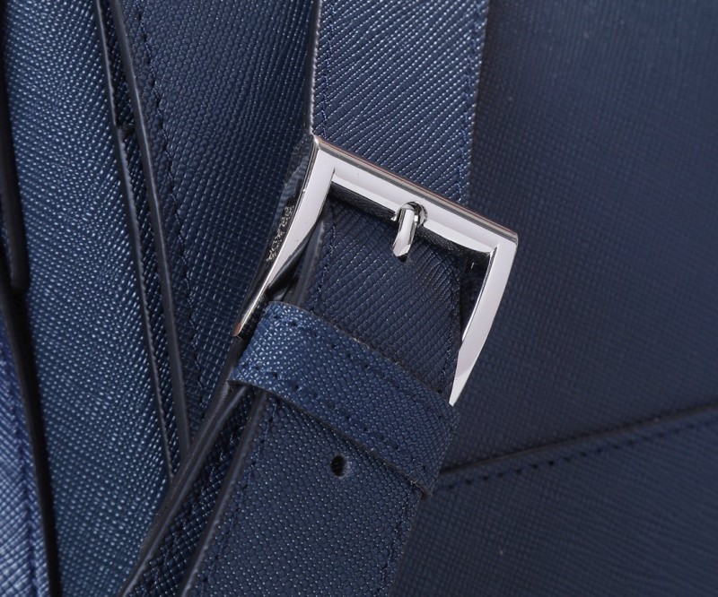 Prada 055 4