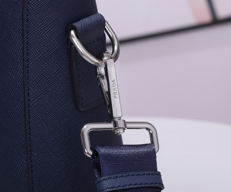 Prada 065 4