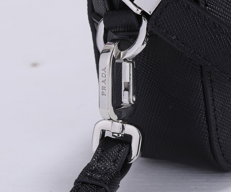 Prada 077 4