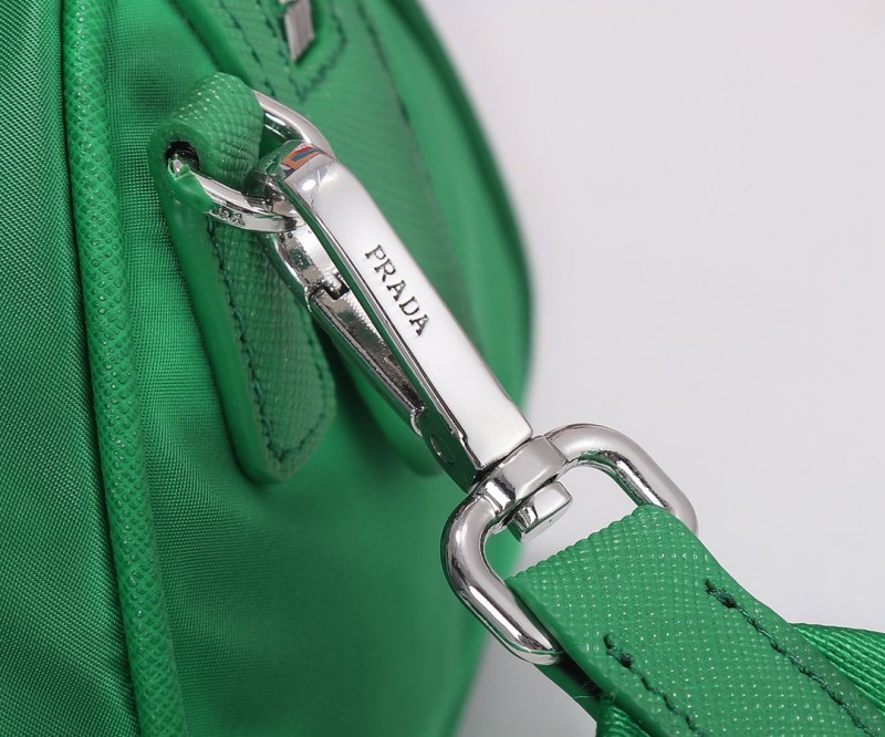 Prada 082 4