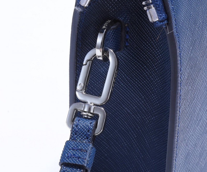 Prada 087 4
