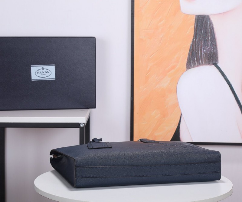 Prada 126 4