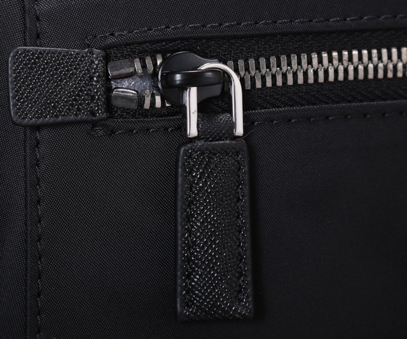 Prada 131 4
