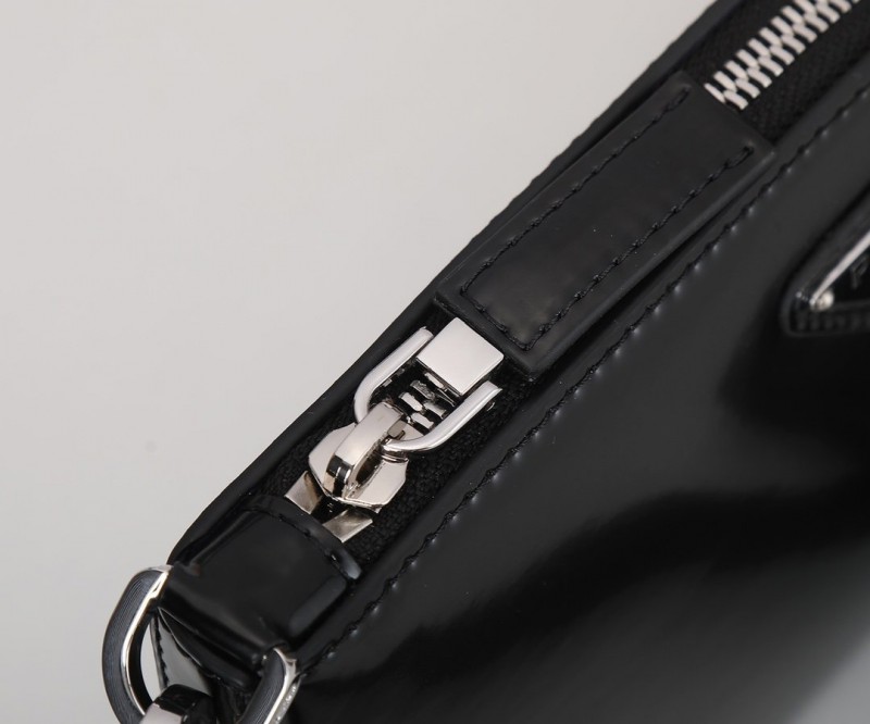 Prada 137 4