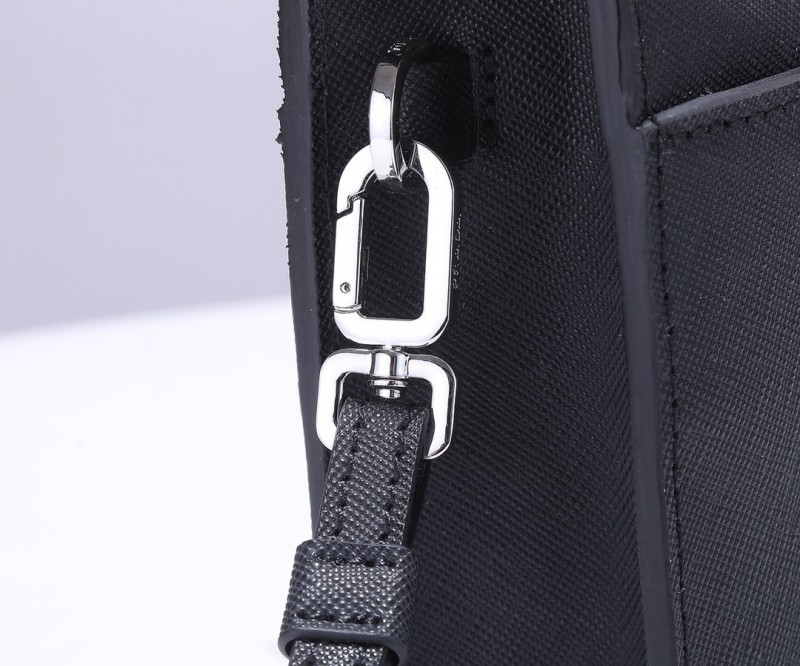 Prada 139 4