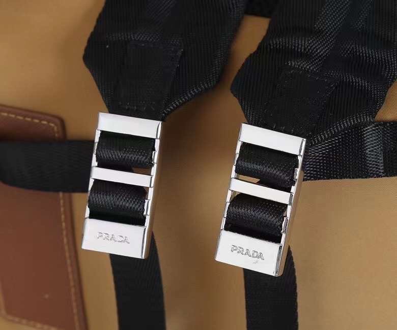 Prada 224 4