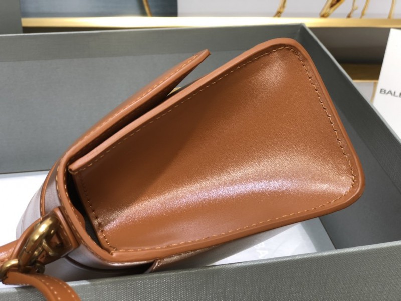 Balenciaga 077 4