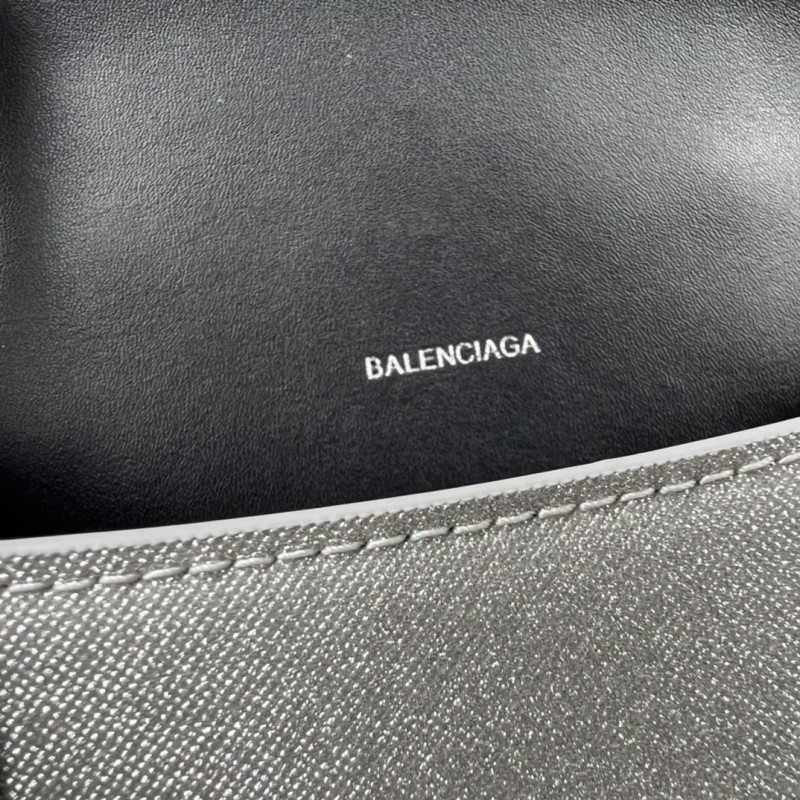 Balenciaga 116 4