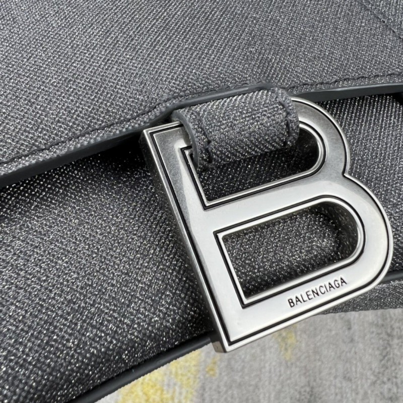 Balenciaga 117 4