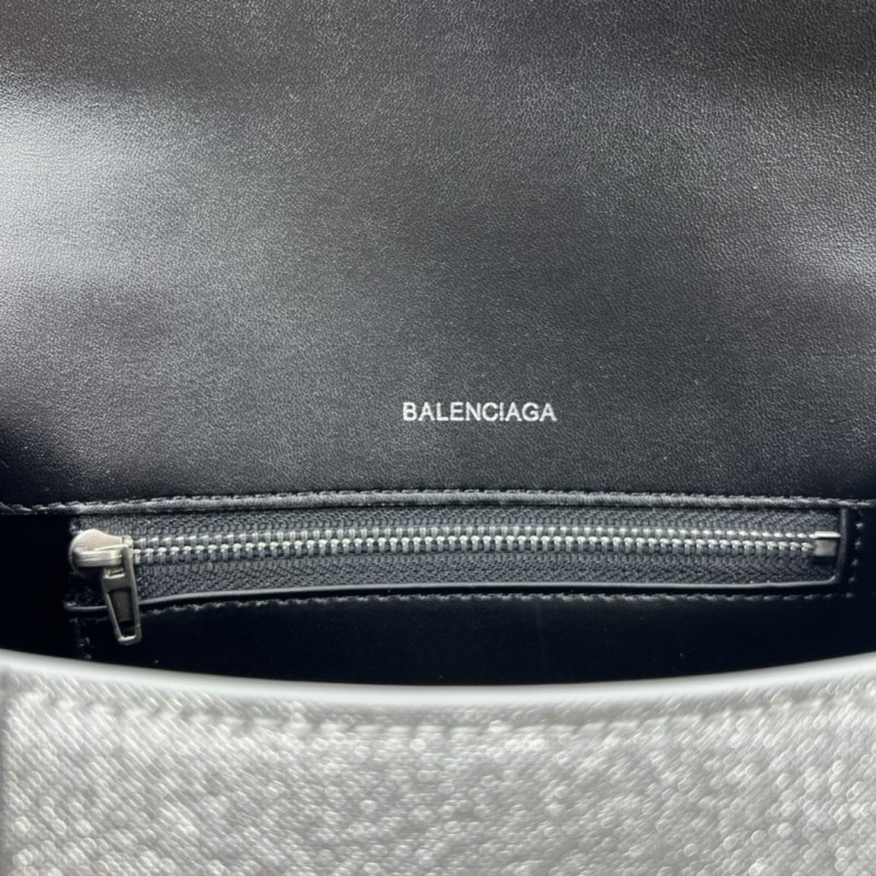 Balenciaga 122 4