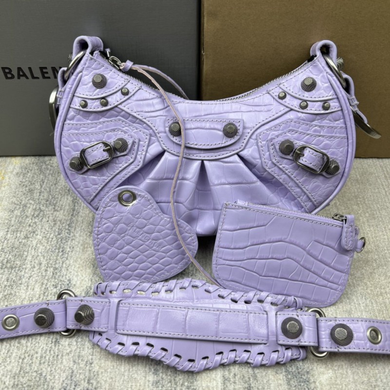 Balenciaga 132 4