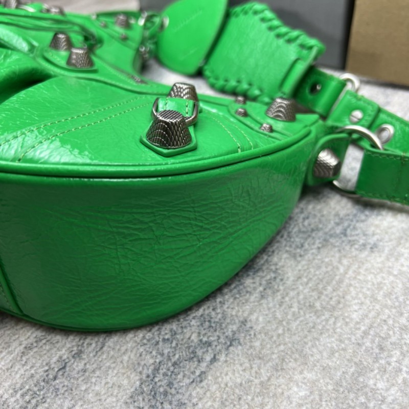 Balenciaga 143 4