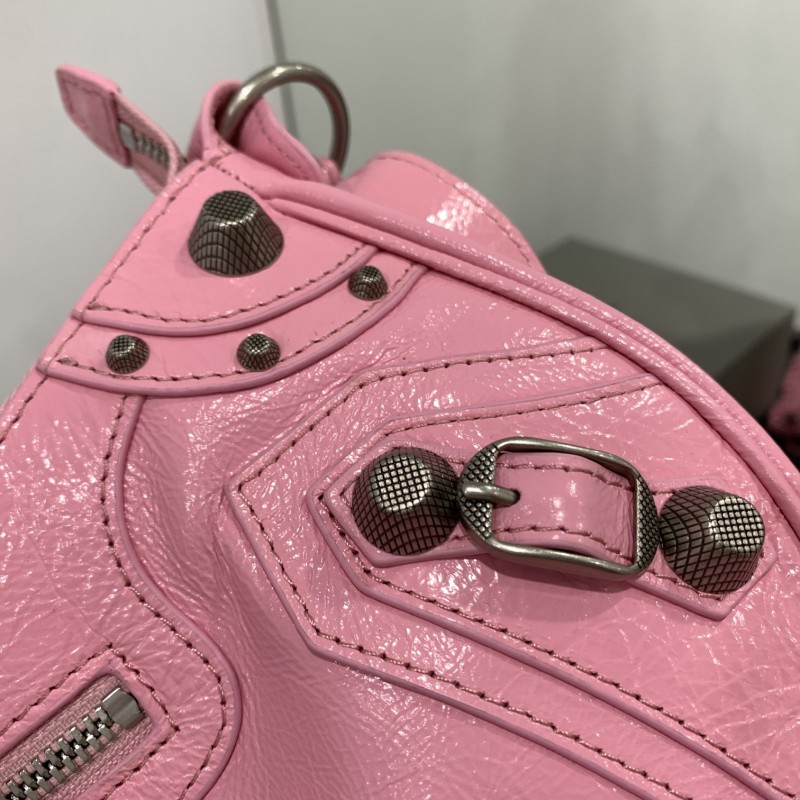 Balenciaga 154 4