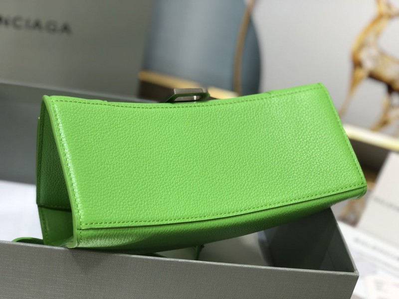 Balenciaga 100 4