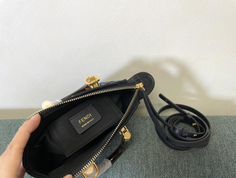 Fendi 012 4