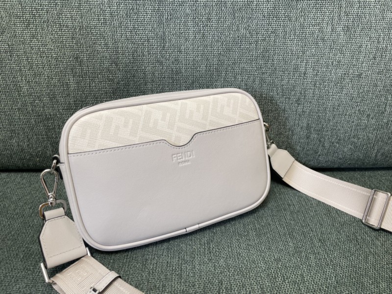 Fendi 020 4