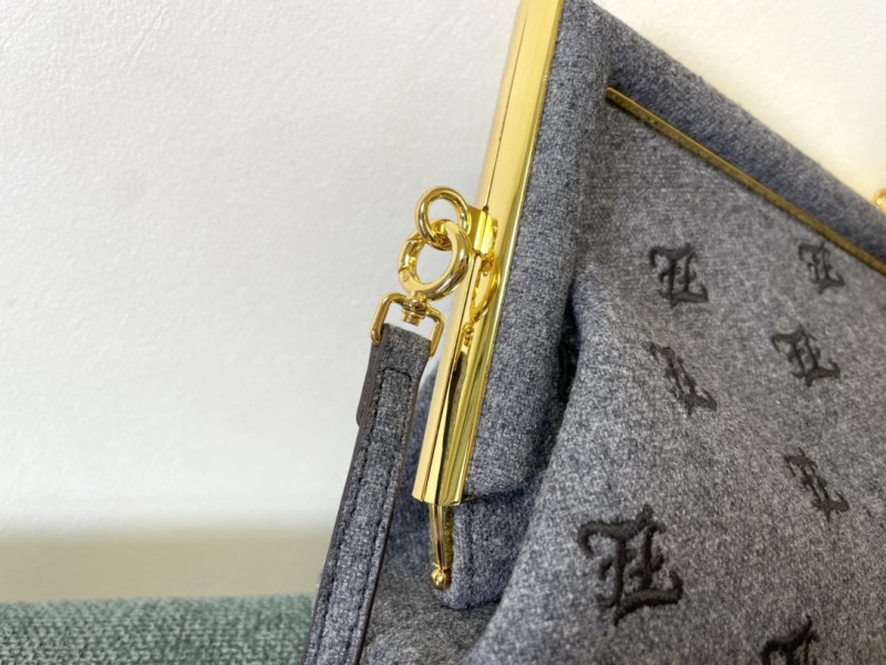Fendi 026 4