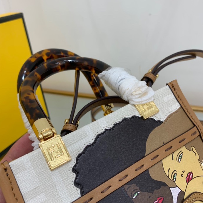 Fendi 034 4