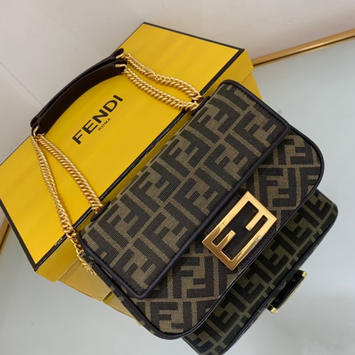 Fendi 035 4