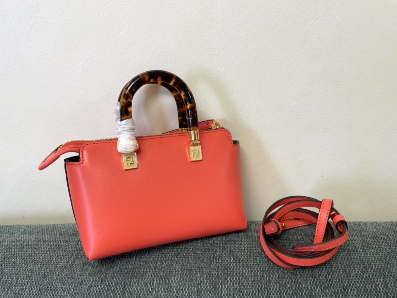 Fendi 042 4