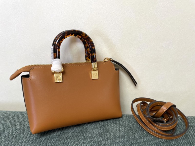 Fendi 048 4