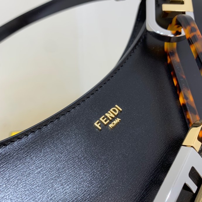 Fendi 058 4