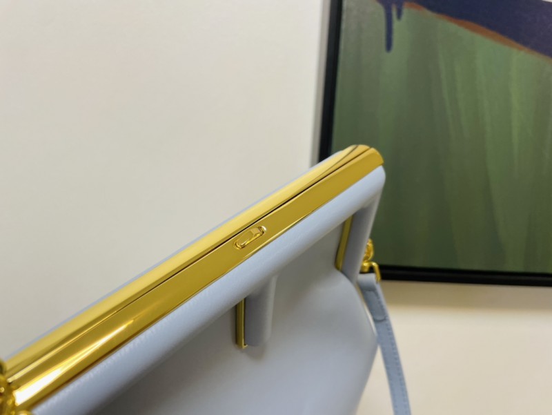 Fendi 067 4