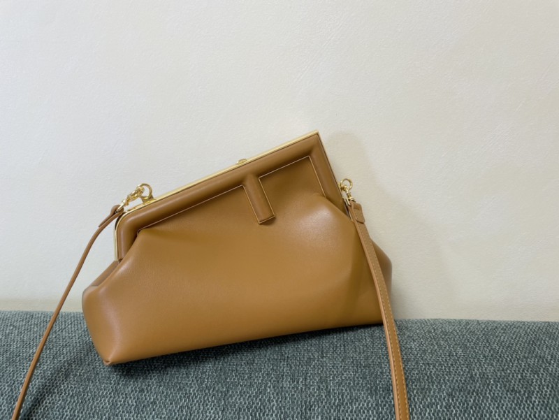 Fendi 076 4