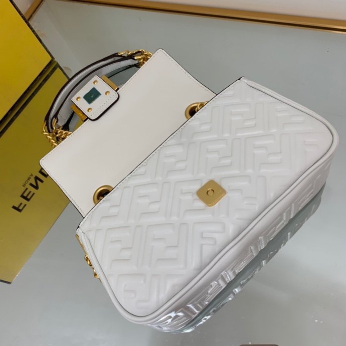 Fendi 126 4