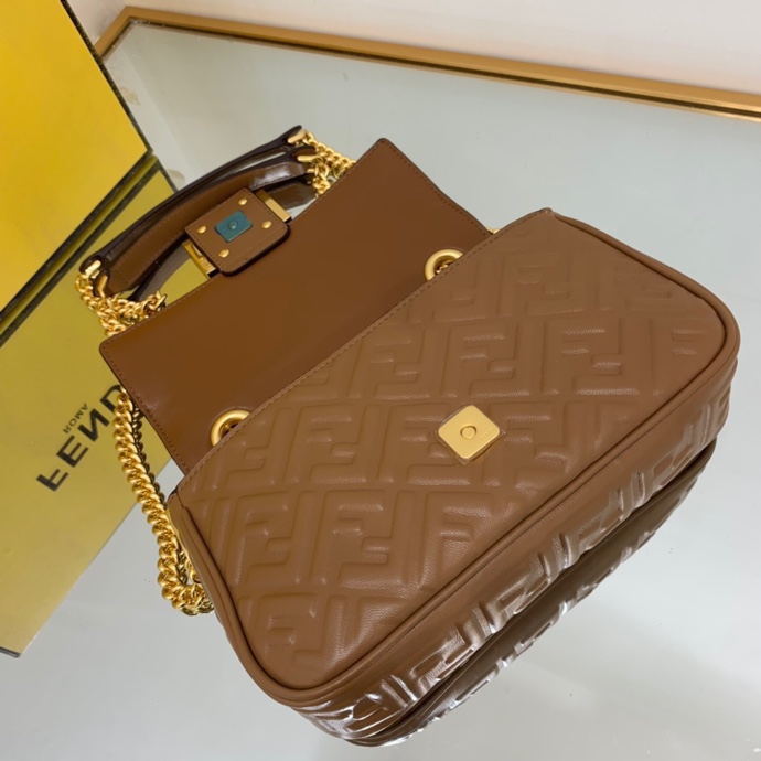 Fendi 128 4