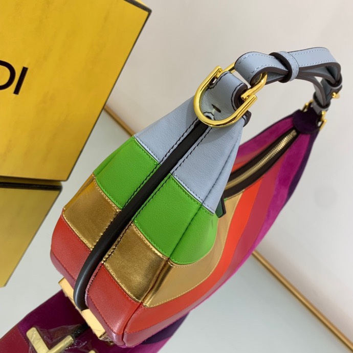 Fendi 142 4
