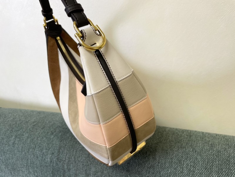 Fendi 147 4