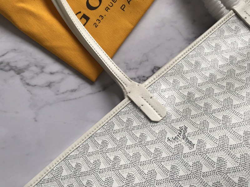 Goyard 104 4