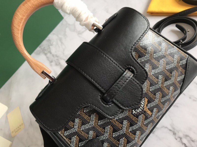Goyard 116 4