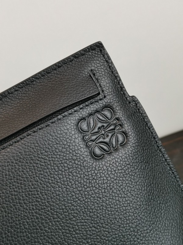 Loewe 005 4