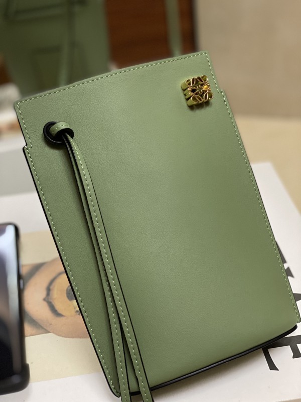 Loewe 023 4