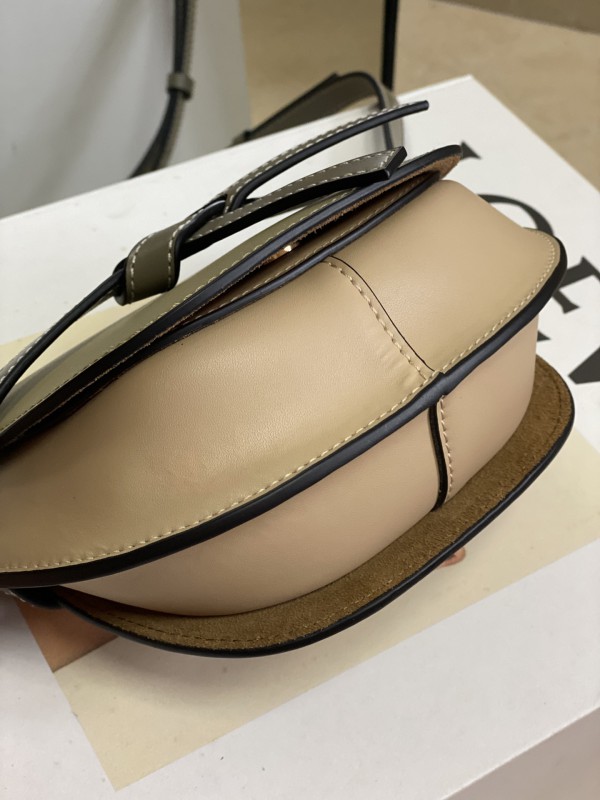 Loewe 032 4