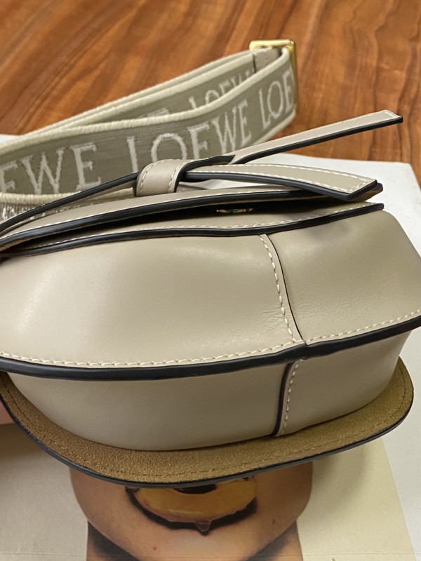 Loewe 045 4