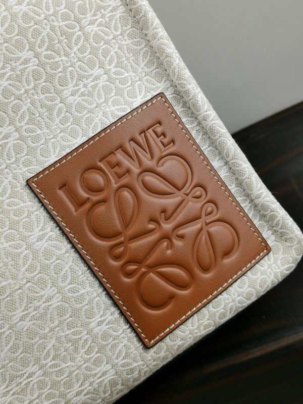 Loewe 046 4